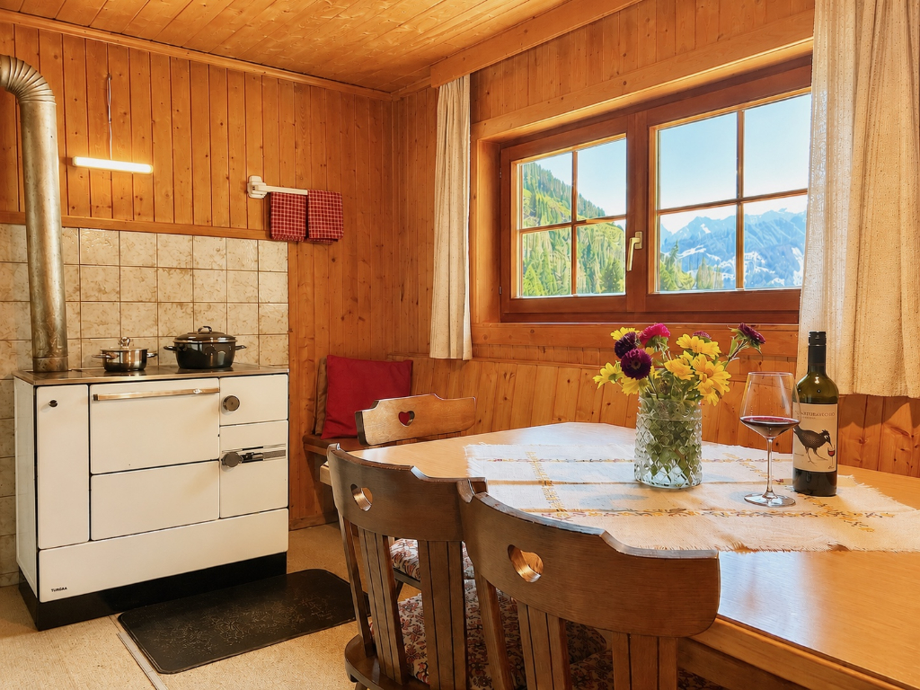 Dolomitenh�tte in Osttirol ... die sch�ne urige Stube 